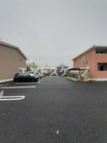 アリエッタⅡの駐車場|高崎、前橋のお部屋探しはエンドスケープまで！お客様の理想お聞かせ下さい♪