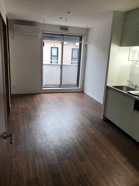 tavolozza Kamisawaの居間・リビング