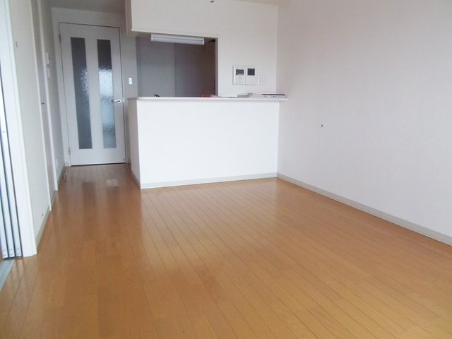 エリアＭの居間・リビング|対面キッチンのLDKです！