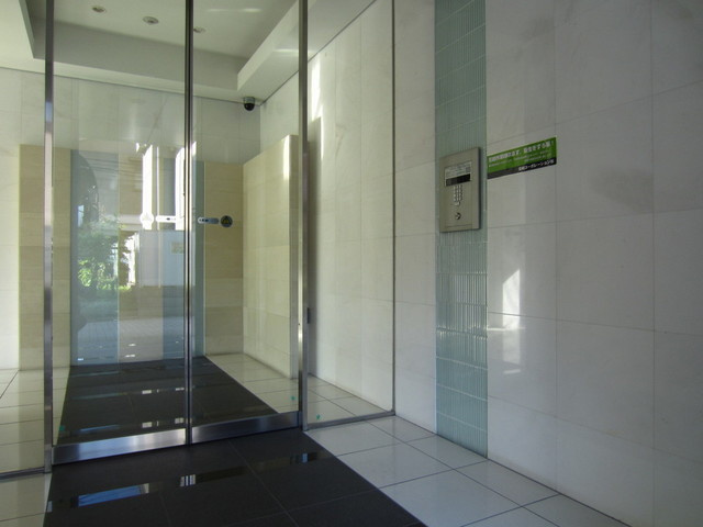 エリアＭのセキュリティ|安心のオートロック付きです