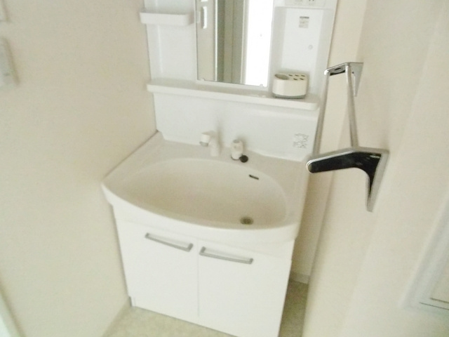 エリアＭの洗面所|大きな独立洗面台も完備しています！