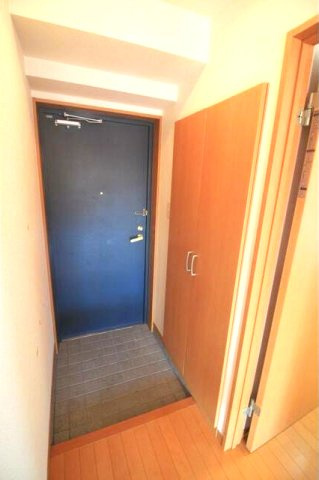 菊池郡菊陽町光の森３丁目の賃貸マンションの玄関