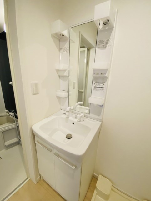 ライフコート上井草の独立洗面台