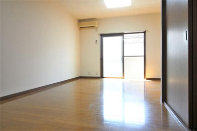 【居間・リビング】 | マルーンタウン