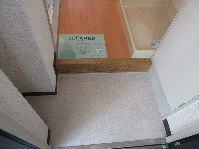 ワールドパレス永福町の玄関