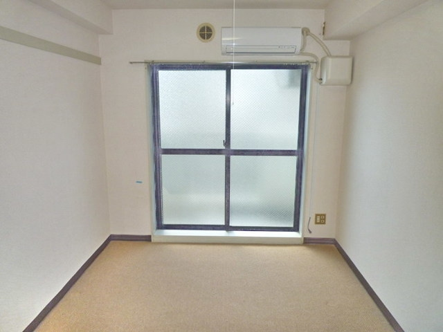 ワールドパレス永福町の居間・リビング