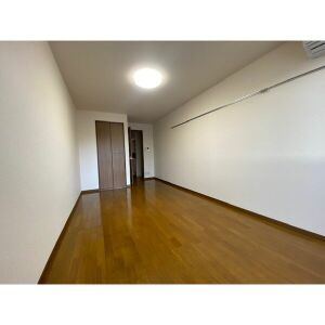 パークサイド高蔵寺の内装