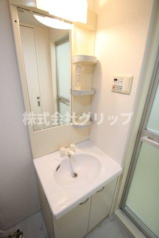 メインステージ川崎Ⅲの独立洗面台