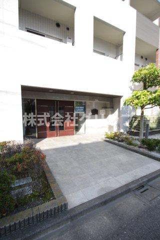 メインステージ川崎Ⅲのエントランス