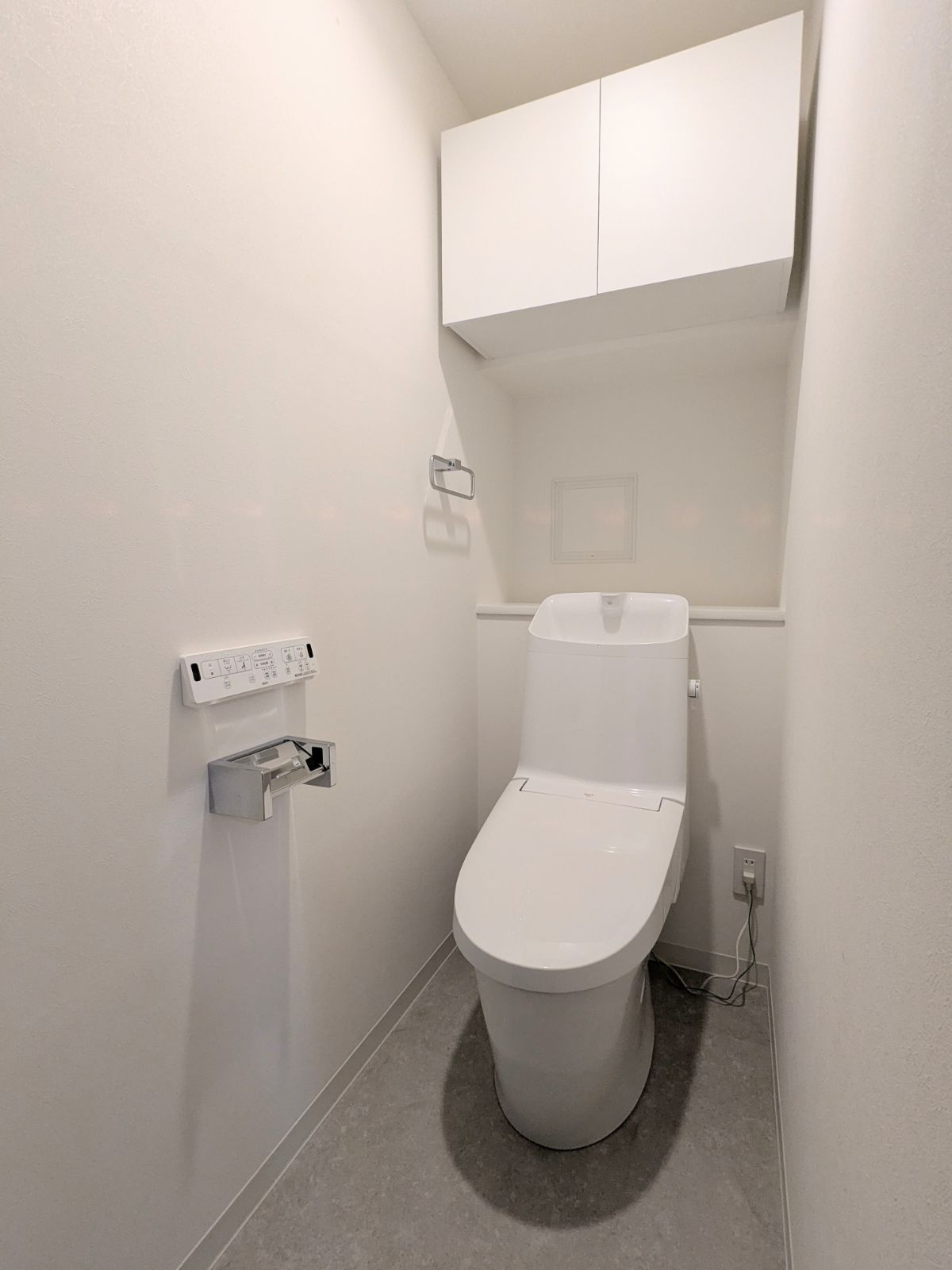 グランロイヤル曳舟のトイレ|～収納付きトイレ写真～