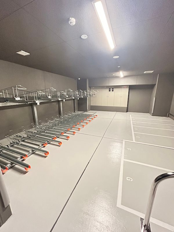 アドバンス三宮パルマの外観