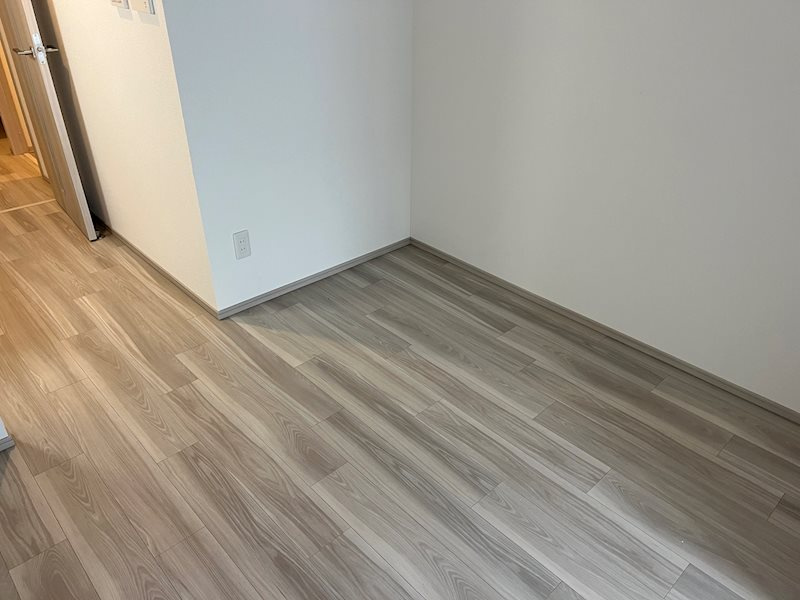 アドバンス三宮パルマの居間・リビング