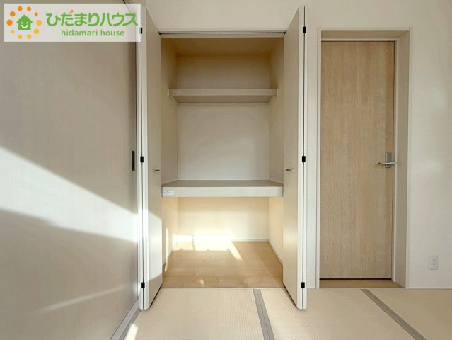リーブルガーデン須賀川森宿第8　新築戸建　6号棟の収納|和室にも大容量のクローゼット完備！お子様のおもちゃなどがスッキリ収納できますね(^^♪