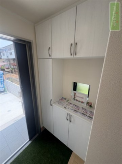 【収納】 | 保育園4分　幼稚園4分　小学校10分　スーパー6分　入船　A号棟 | 施工例