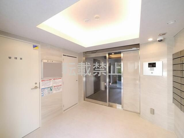 ショウケンレジデンス横浜山手のエントランス