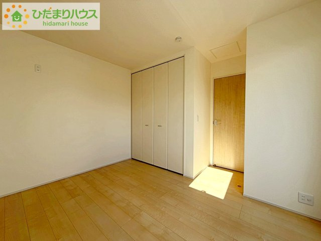 リーブルガーデン須賀川森宿第8　新築戸建　2号棟の洋室|洋室B