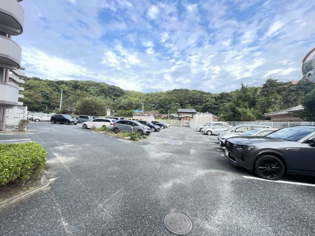 【駐車場】 | ユートピア大入 | 敷地内駐車場空き有（月額3500円）