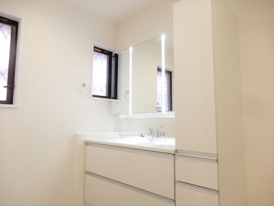 【独立洗面台】 | 西宮市　角石町　中古戸建