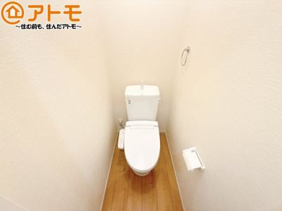 【トイレ】 | 駿河区高松1期　新築戸建　全1棟 | 毎日使うトイレだからこそ機能性を重視したいですよね！温水洗浄便座で快適な時間をお過ごしください♪
