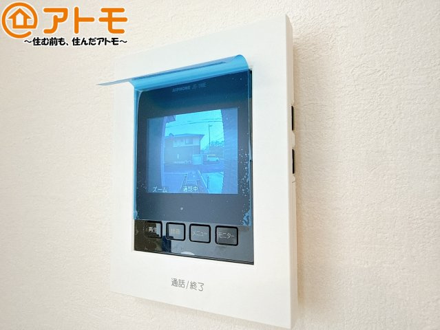 【防犯設備】 | 駿河区高松1期　新築戸建　全1棟 | TVモニター付きインターホンは訪問者を確認することができて、防犯性に優れています♪