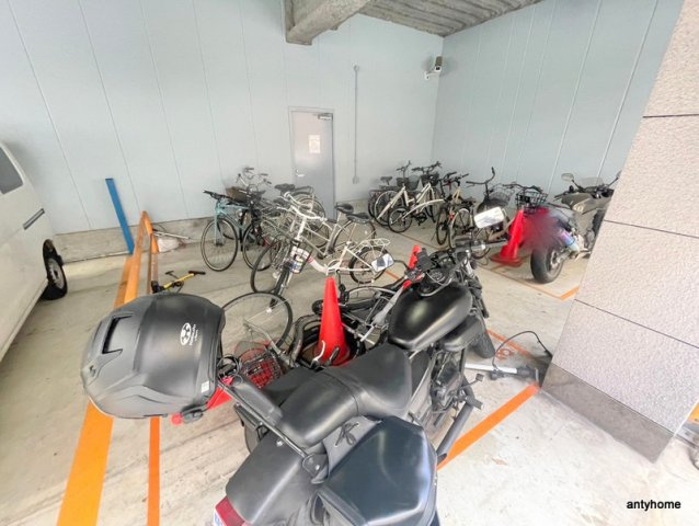 ハイツ・ドアーン　仲介手数料無料の駐車場