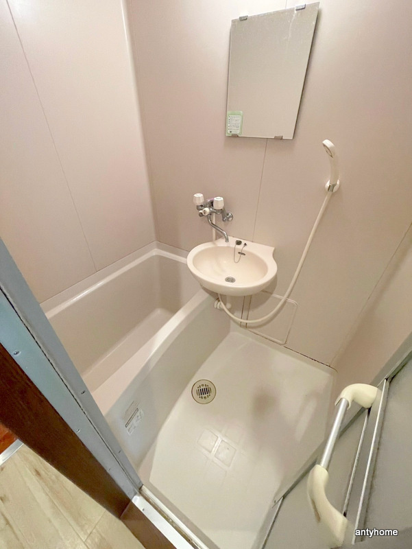 ハイツ・ドアーン　仲介手数料無料の浴室