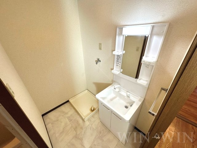 ユトリロ西浜の独立洗面台