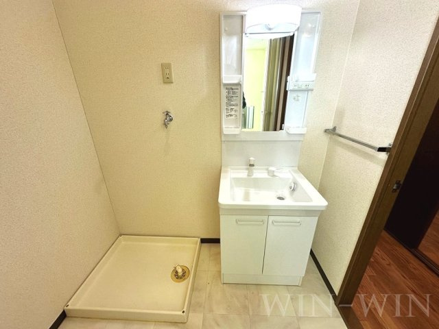 ユトリロ西浜の独立洗面台