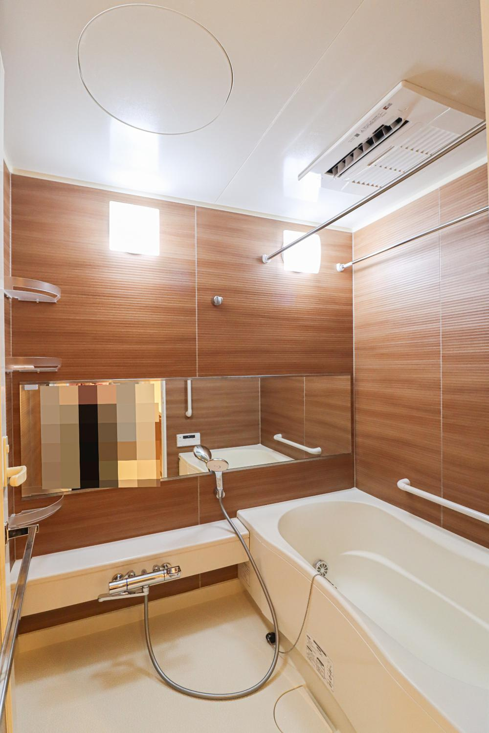 ユニ・アルス洛西プレジオの浴室|新品に交換済