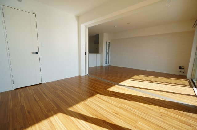 PISTA（ピスタ）梅満【10,000円キャッシュバック対象物件】の子供部屋|お子さんと一緒に遊べます