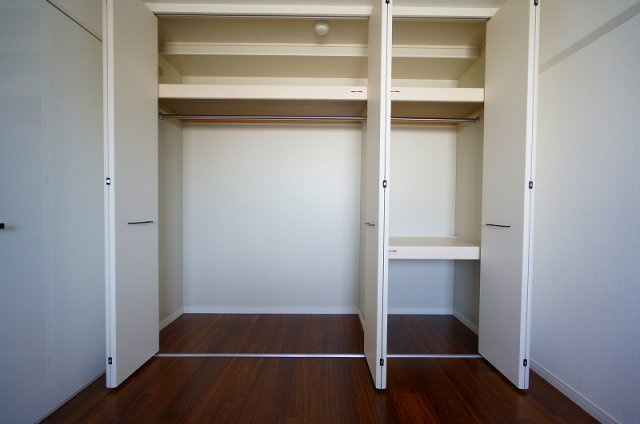 PISTA（ピスタ）梅満【10,000円キャッシュバック対象物件】の収納|大きなものも収納できそうです