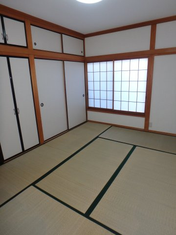 日高市貸家の和室|6帖の和室