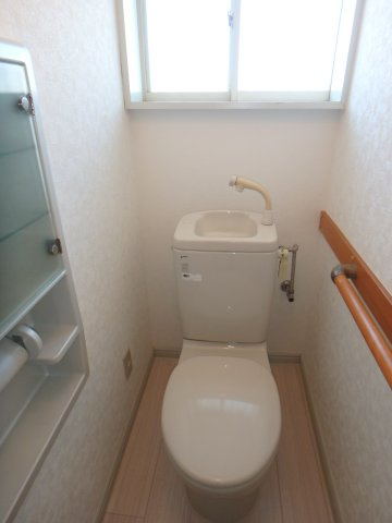 日高市貸家の和室|6帖の和室