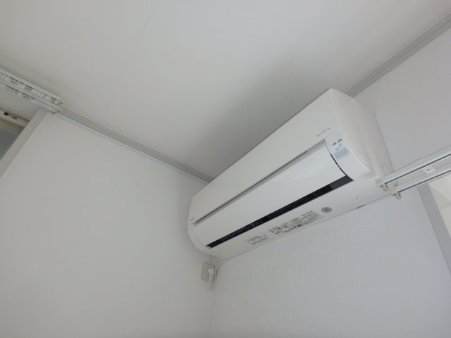 日高市貸家の設備|エアコン