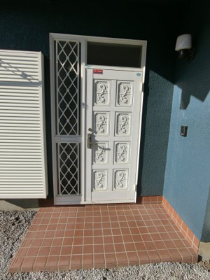 【玄関】 | 日高市貸家