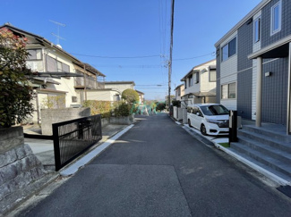 【前面道路含む現地写真】