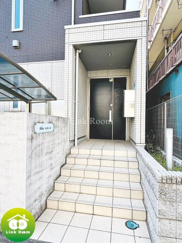 ブラン清澄白河のエントランス