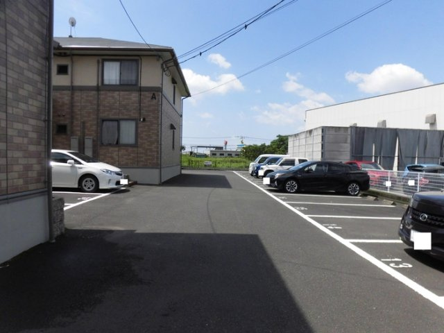 シャルマンコートA・B B棟の駐車場|駐車場