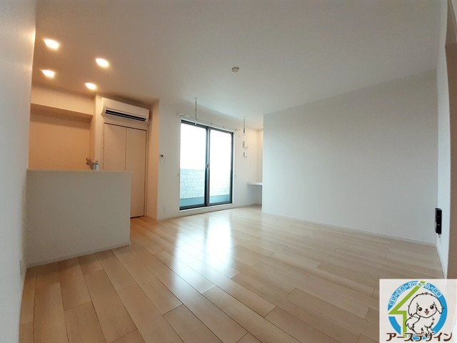 デーア・フィオーレⅢの居間・リビング|※類似部屋