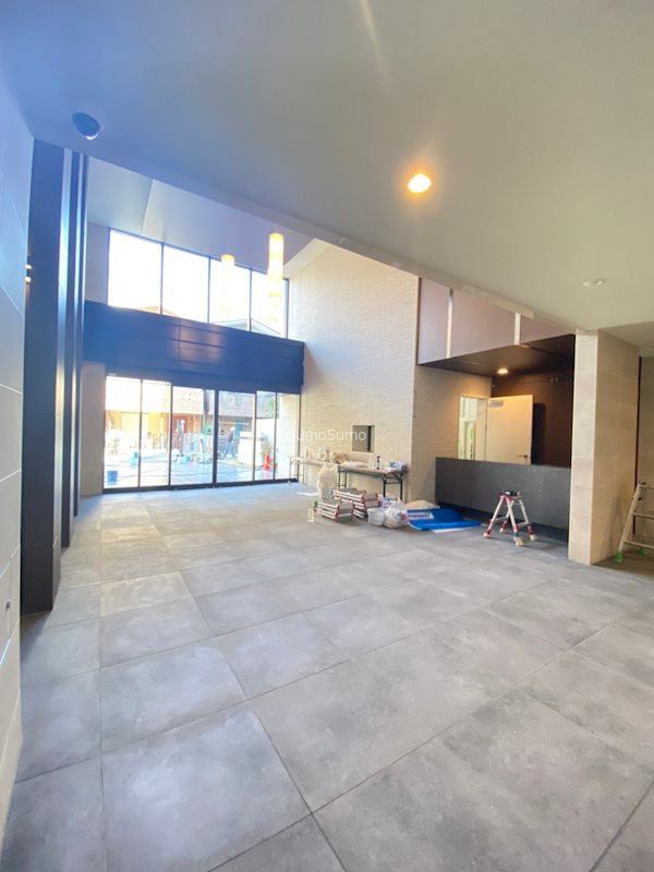 エステムコート大阪WESTⅡのエントランス