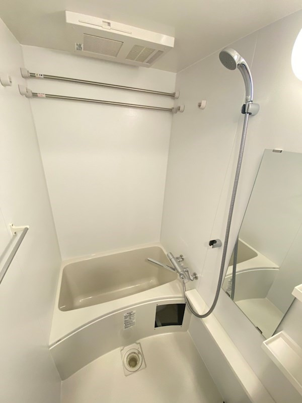 エステムコート大阪WESTⅡの浴室