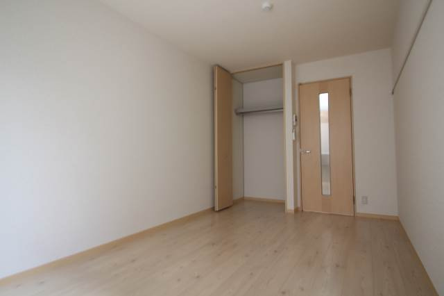 セレスティアルの居間・リビング|★広々収納付き★