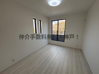 【洋室】 | 神戸市垂水区桃山台6丁目　新築戸建A号棟　仲介手数料無料！ | 洋室です