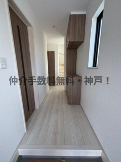 【玄関】 | 神戸市垂水区桃山台6丁目　新築戸建A号棟　仲介手数料無料！ | 玄関です