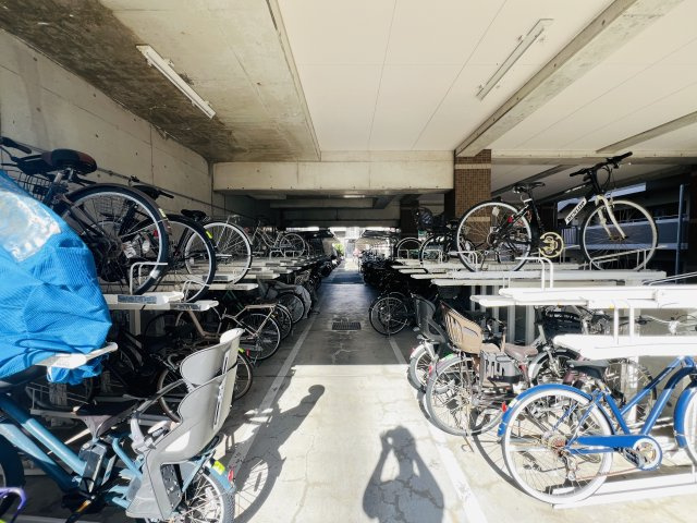 ピュアハイツ垂水潮見が丘の駐輪場