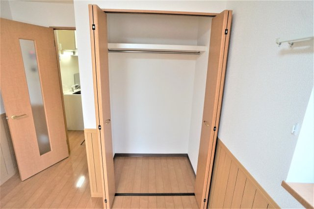 グランカルム津田沼の収納|大きいクローゼットでたっぷり収納出来ます