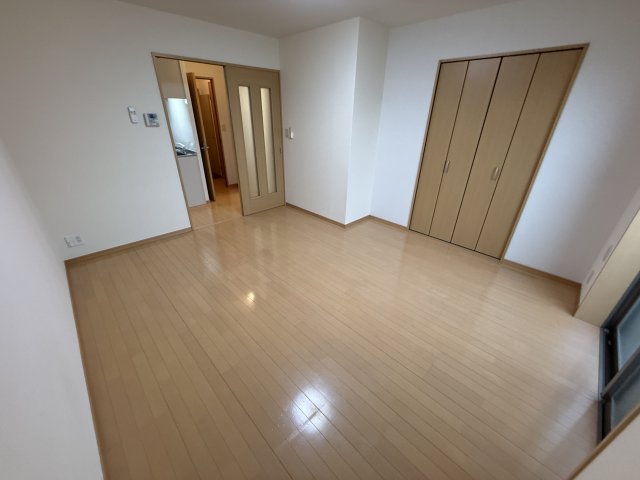 アンプルールクラージュコリーヌシャンⅠの居間・リビング