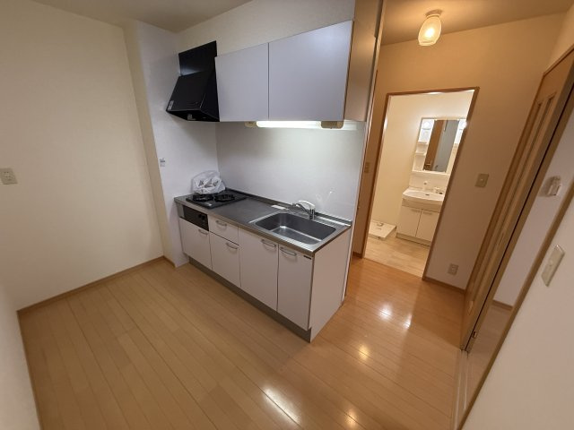 アンプルールクラージュコリーヌシャンⅠの居間・リビング