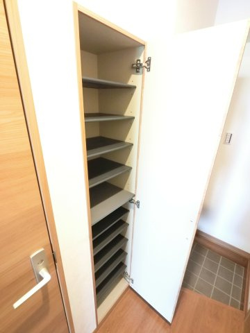 コネクトパークヒルズ神明町の収納|※反転タイプ