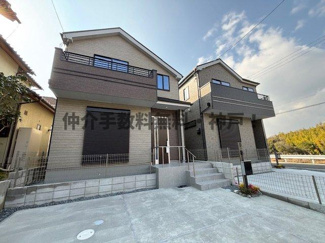 【外観】 | 神戸市垂水区桃山台6丁目　新築戸建B号棟　仲介手数料無料！ | きれいな外観です
